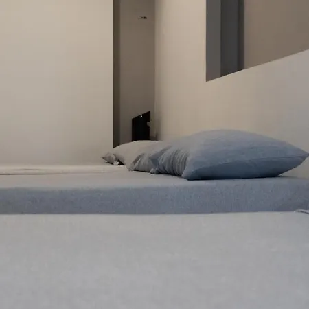 Infinity Suites Triple Room 101